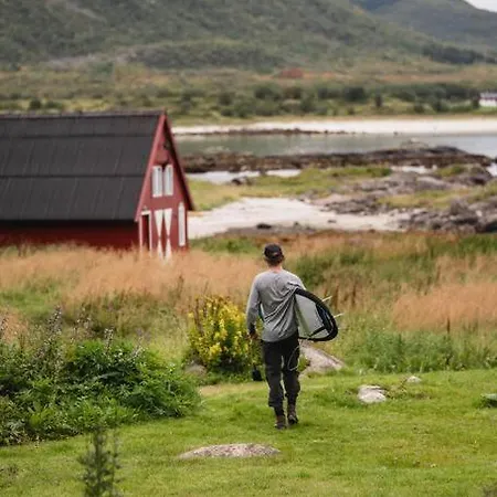 Holiday home Koselig Hus Med Strandlinje Stronstad i Vesteralen