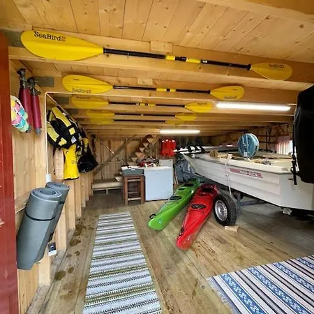 Koselig Hus Med Strandlinje Holiday home
